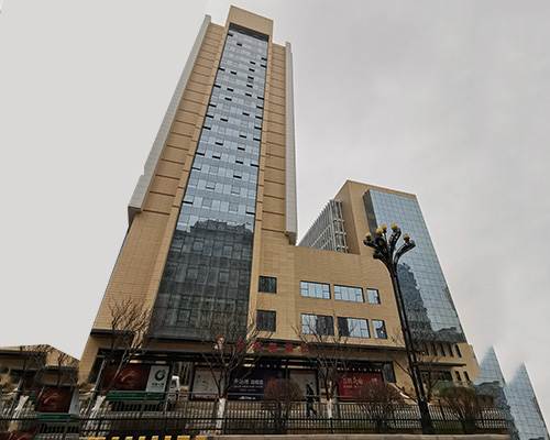 青海建設(shè)科技大廈三陽大酒店(四星級，21000m2，海湖新區(qū)地標(biāo)建筑)